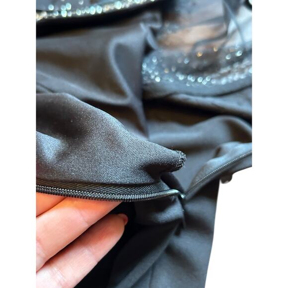 Dave and Johnny Black Sparkle Gown - Size 13/14 - Picture 14 of 16